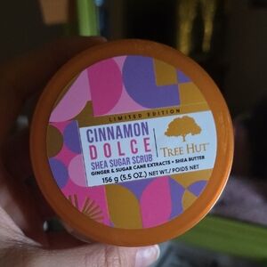 Tree Hut Mini Cinnamon Dolce Shea Sugar Scrub
